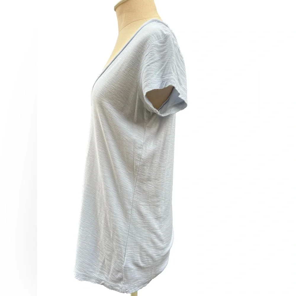 James Perse Short Sleeve Scoop Neck Light Blue Tee Size 2 - Picture 4 of 7